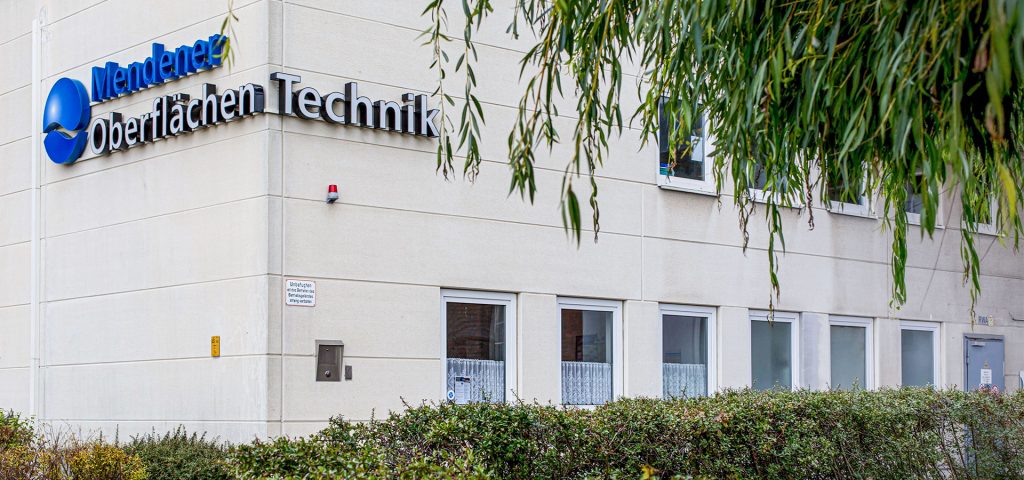 Mendener Oberflächentechnik - Ansicht bei Tag